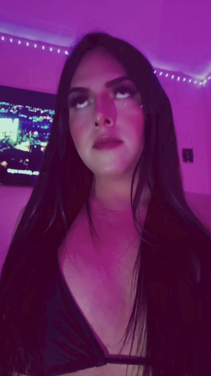 @DANIAA