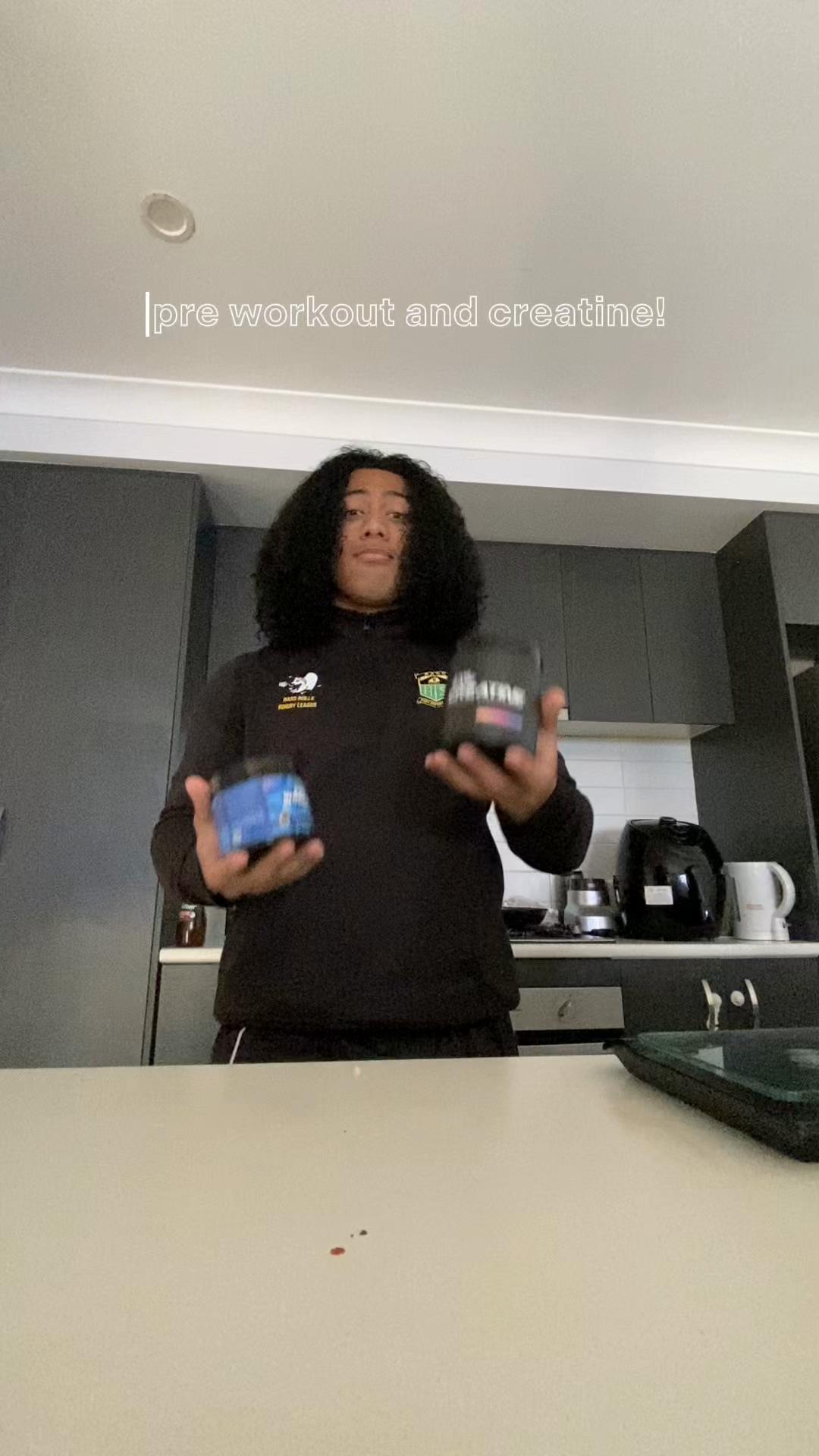 @zellylokeni