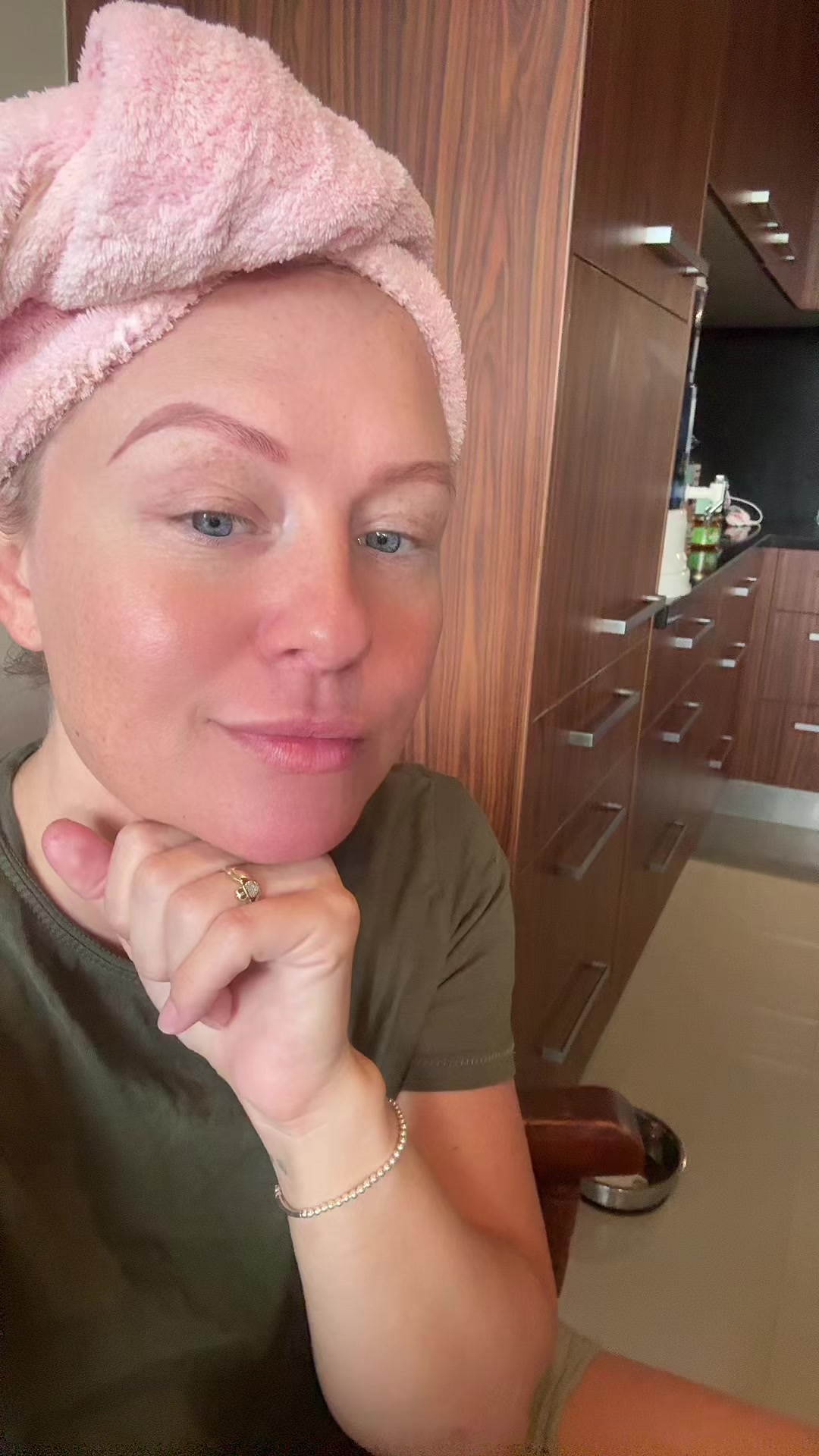 @themommyexperience