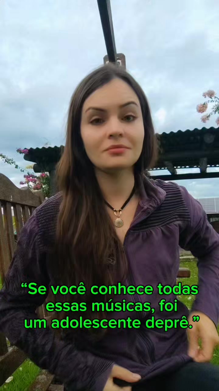 @𝑪𝒂𝒓𝒍𝒂𝑹𝒐𝒄𝒌𝑩𝒂𝒄𝒌