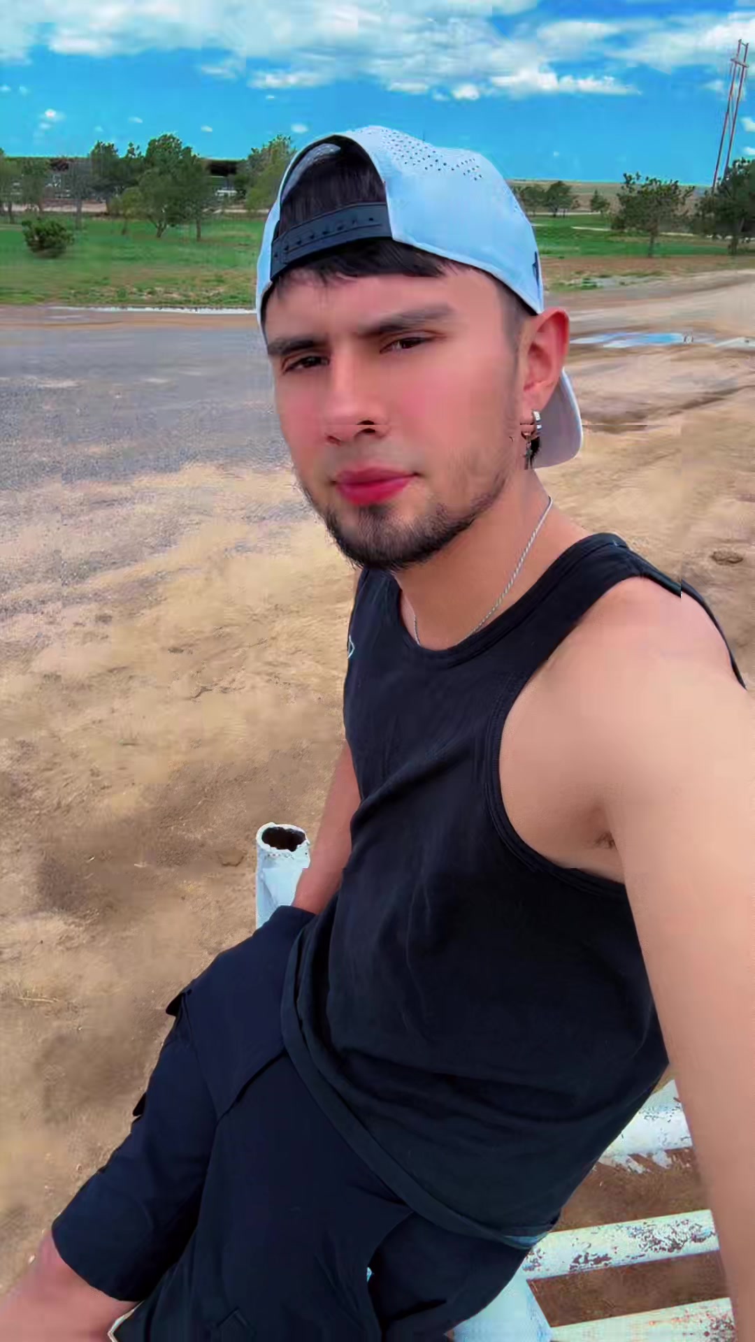 @Roberto