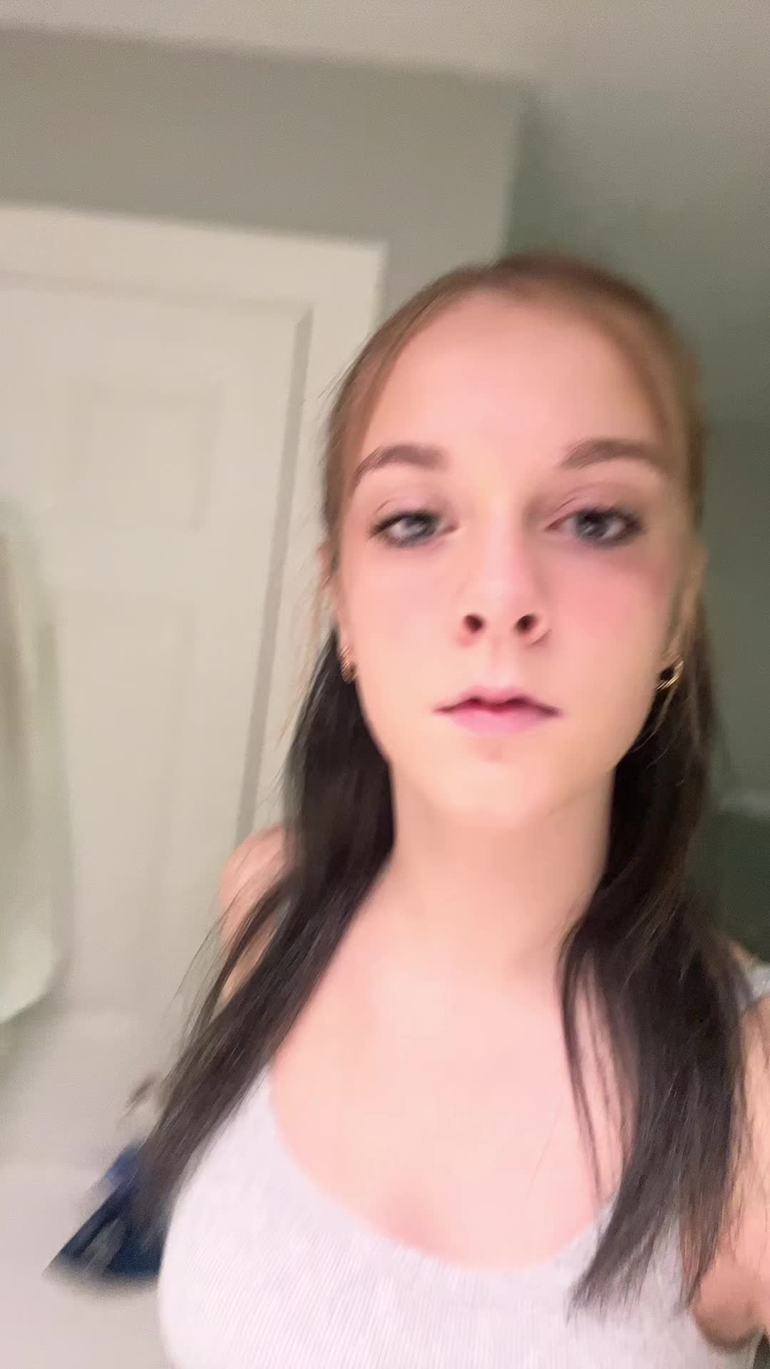 @OLIVIA🥋😏😛💕