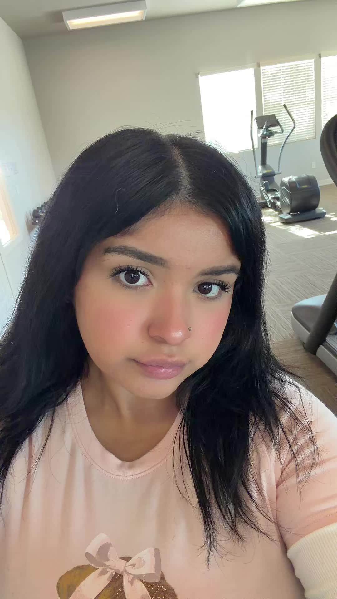 @arielala