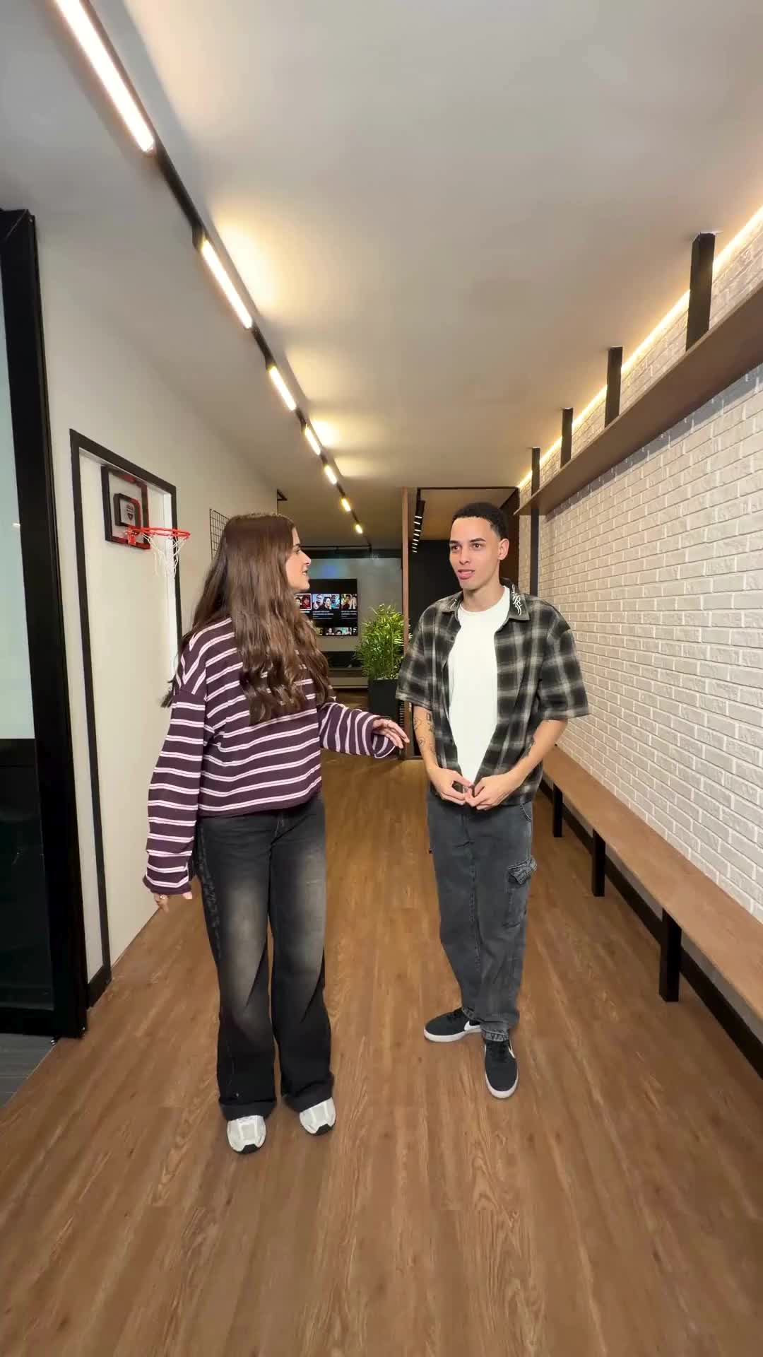 @Nood TV