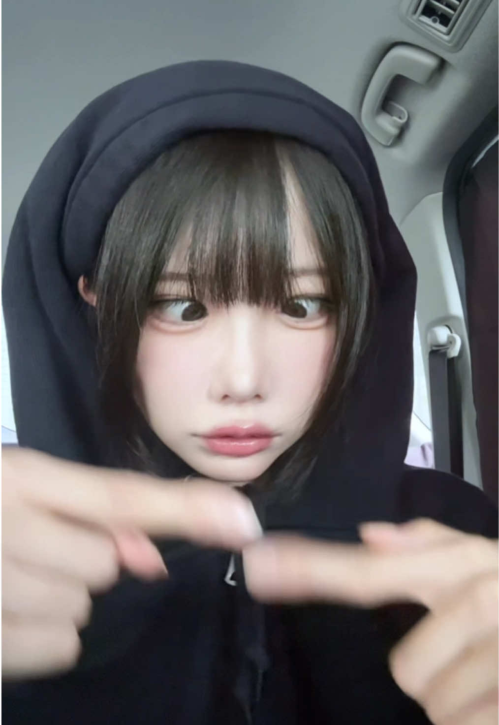 @あの