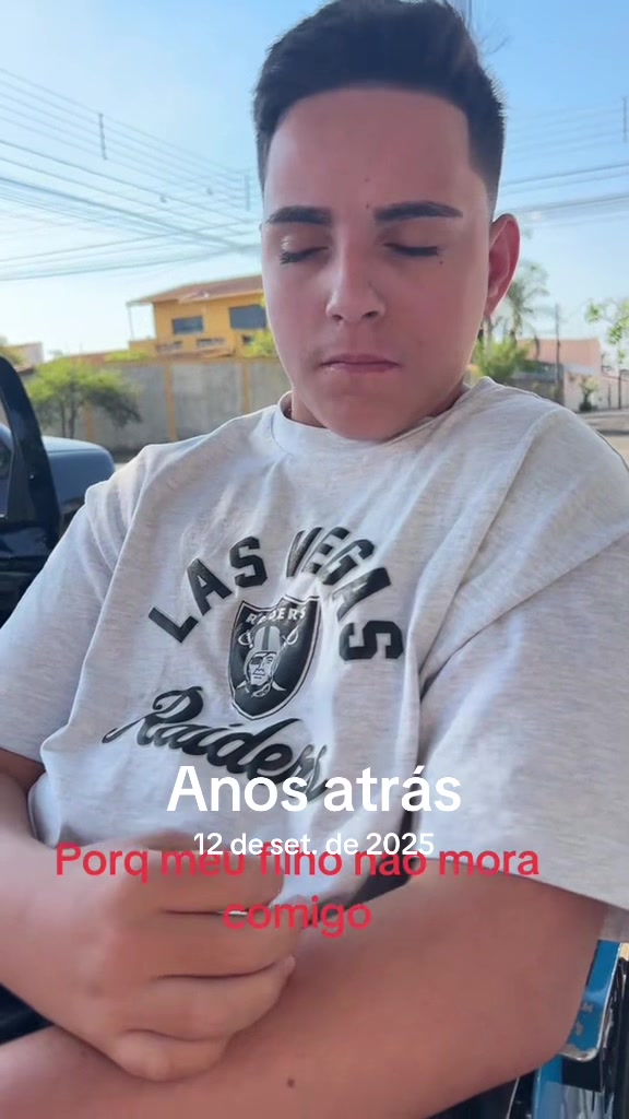 @lessandraoficiall
