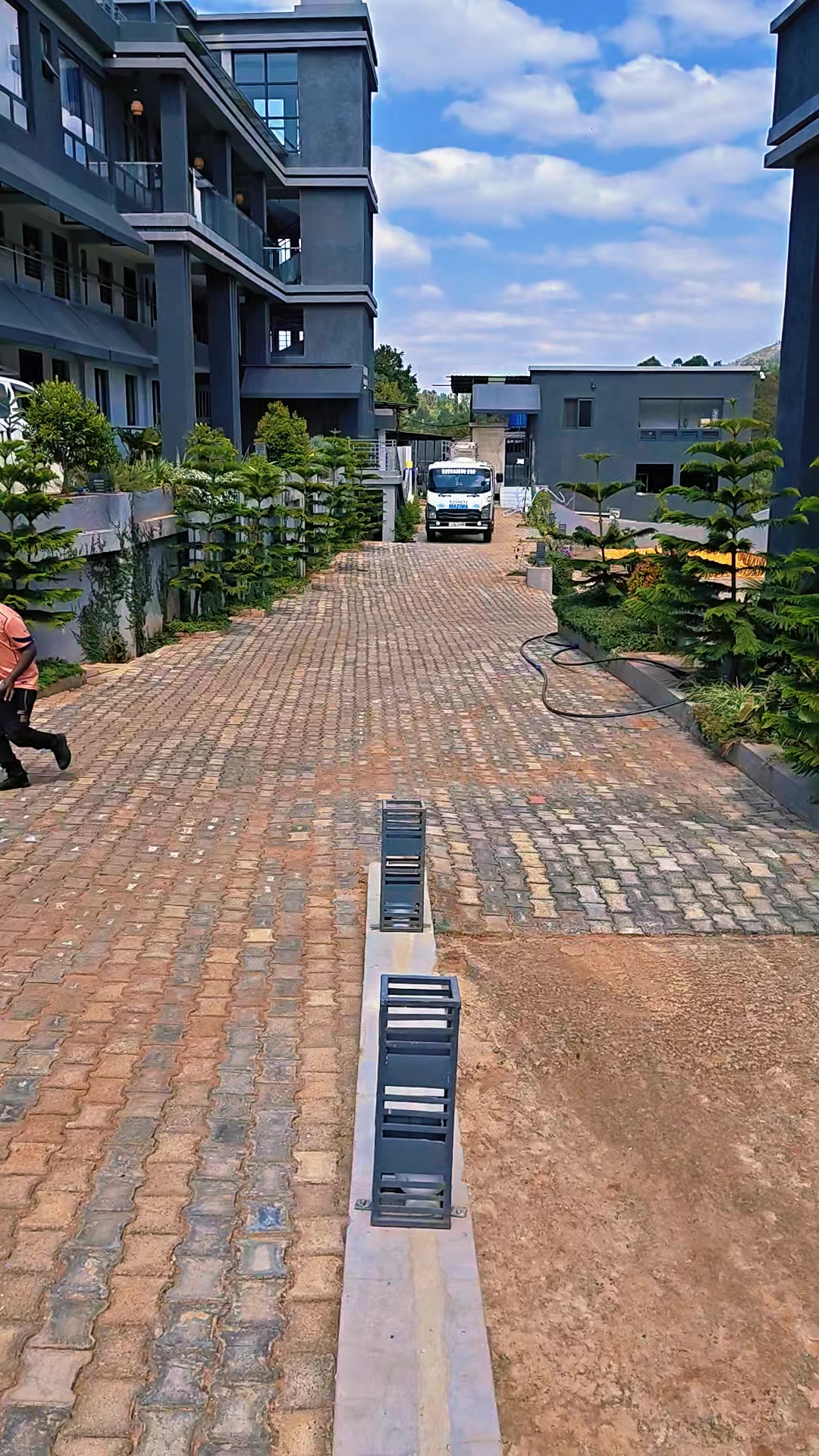 @๐๐ฆ๐ซ๐ฌ๐ฑ๐ฆ ๐๐ข๐ซ๐ฆ๐ฐ