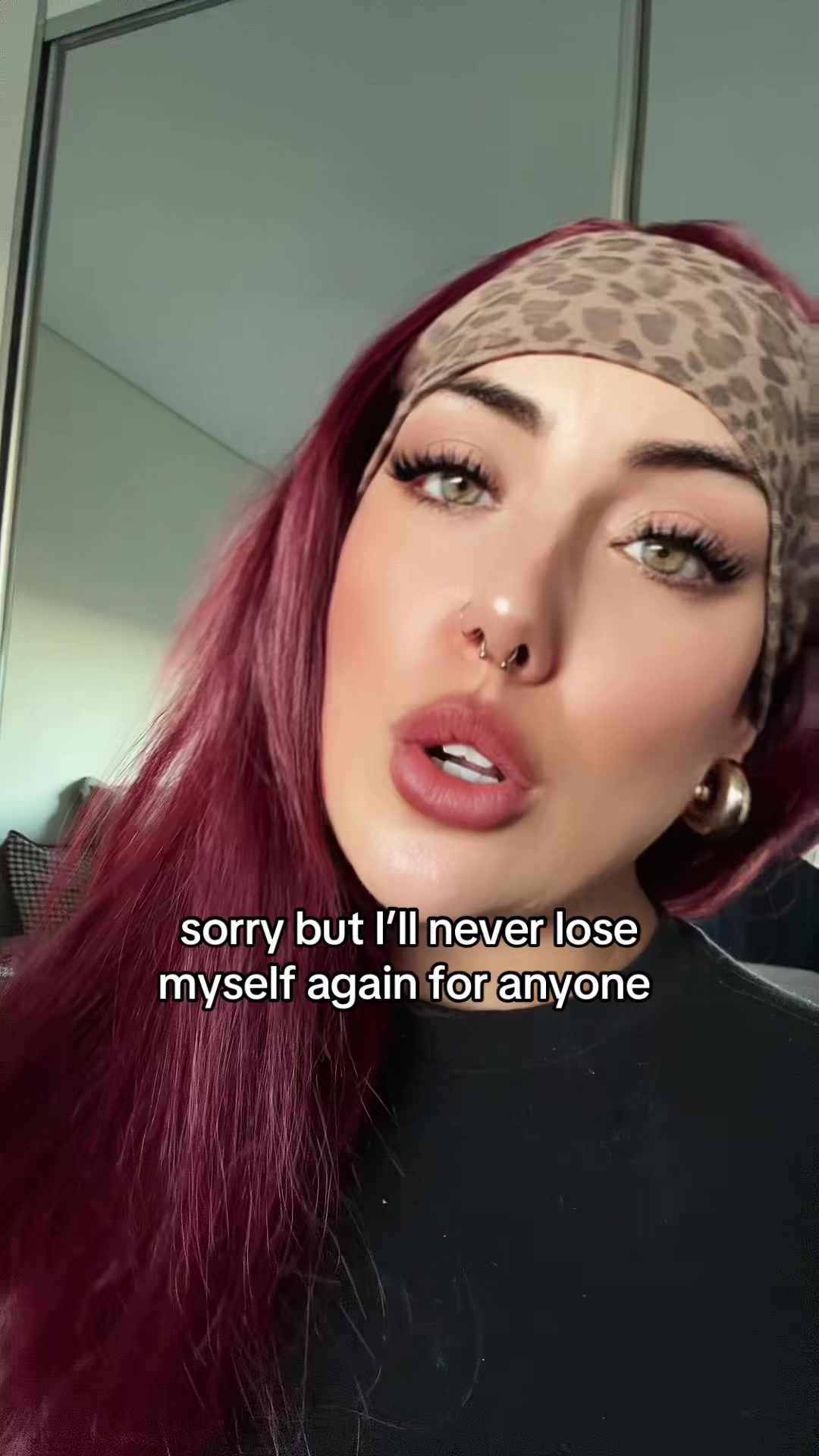 @LEASHBIAN 😈