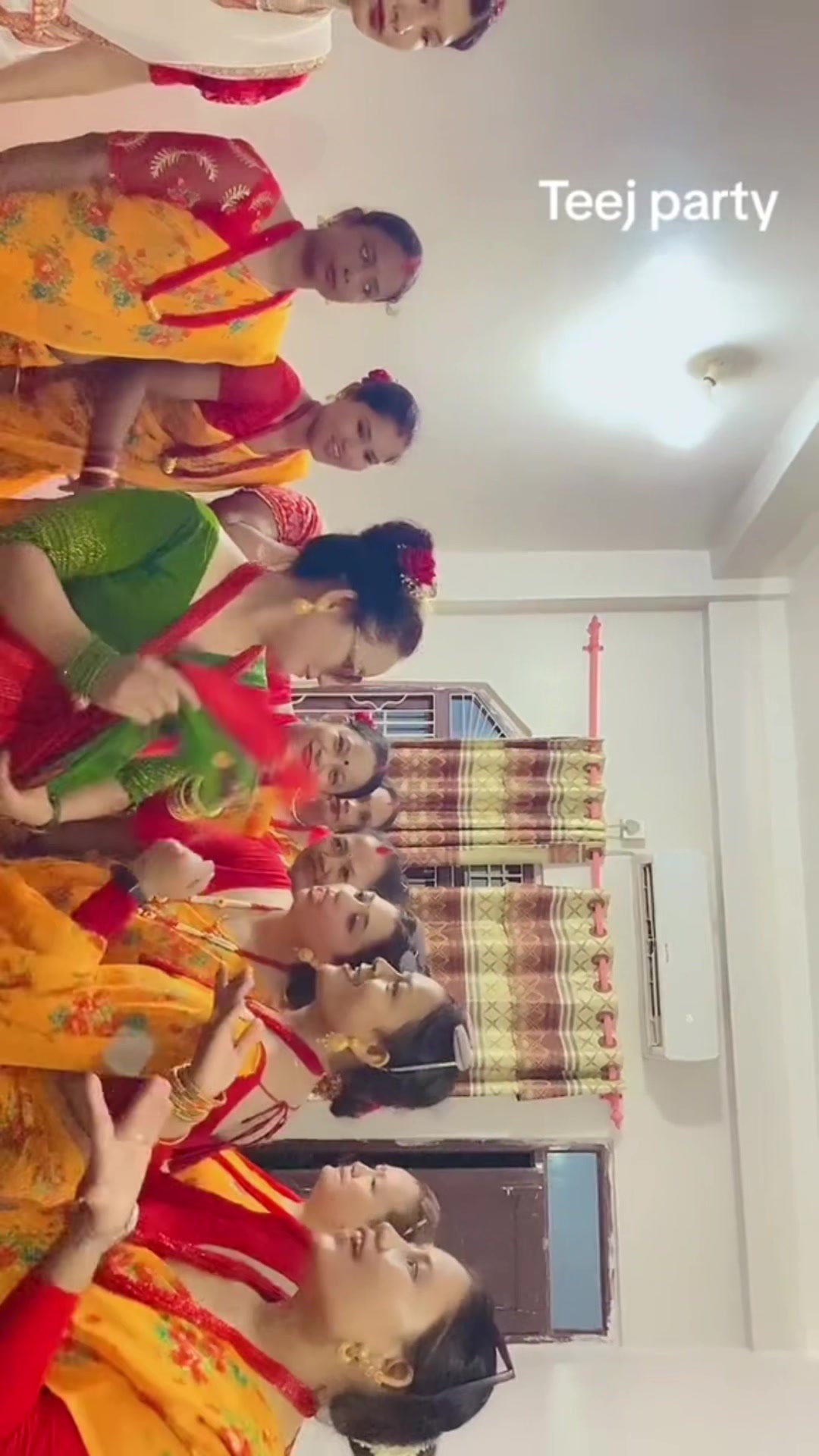 @Aarogya Divyanshi mom