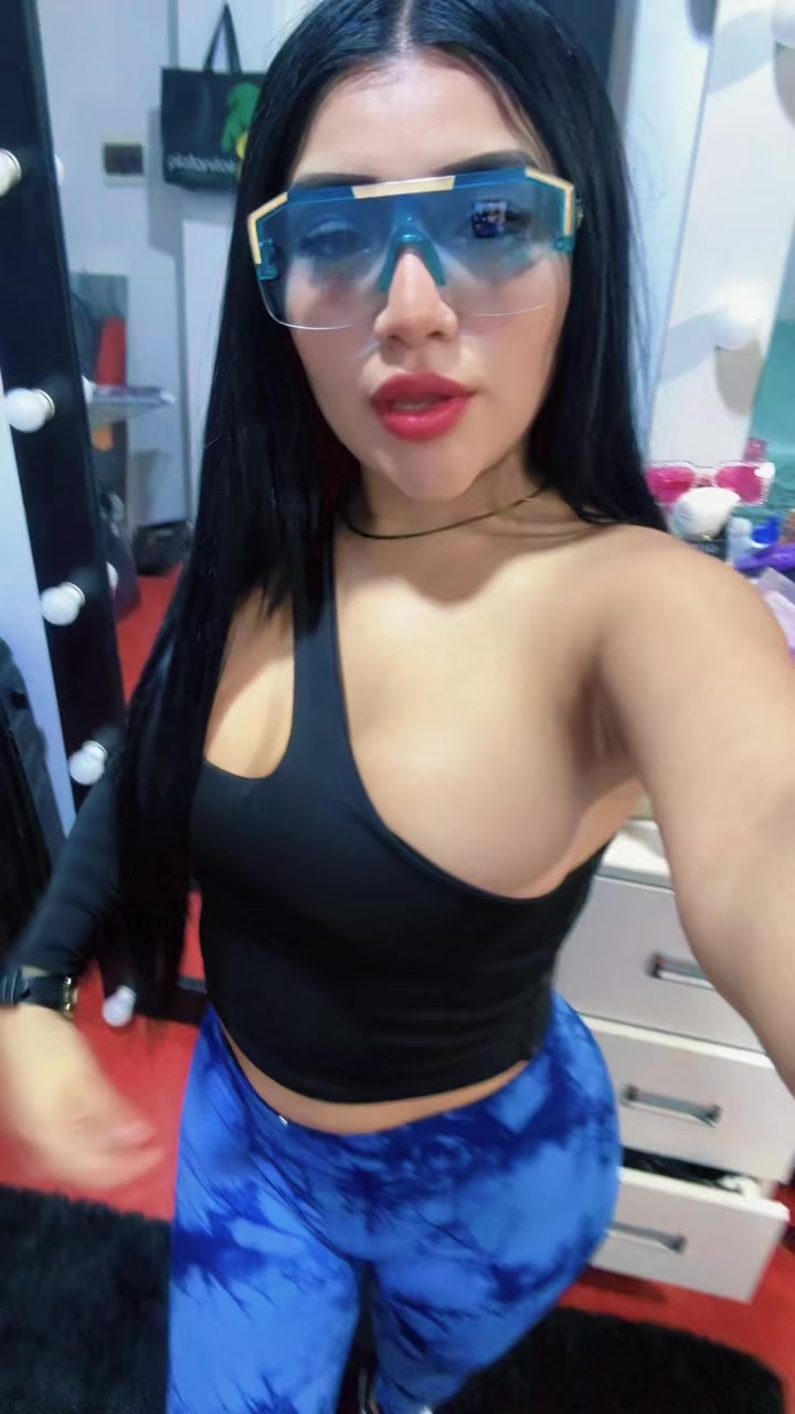 @lababyari0