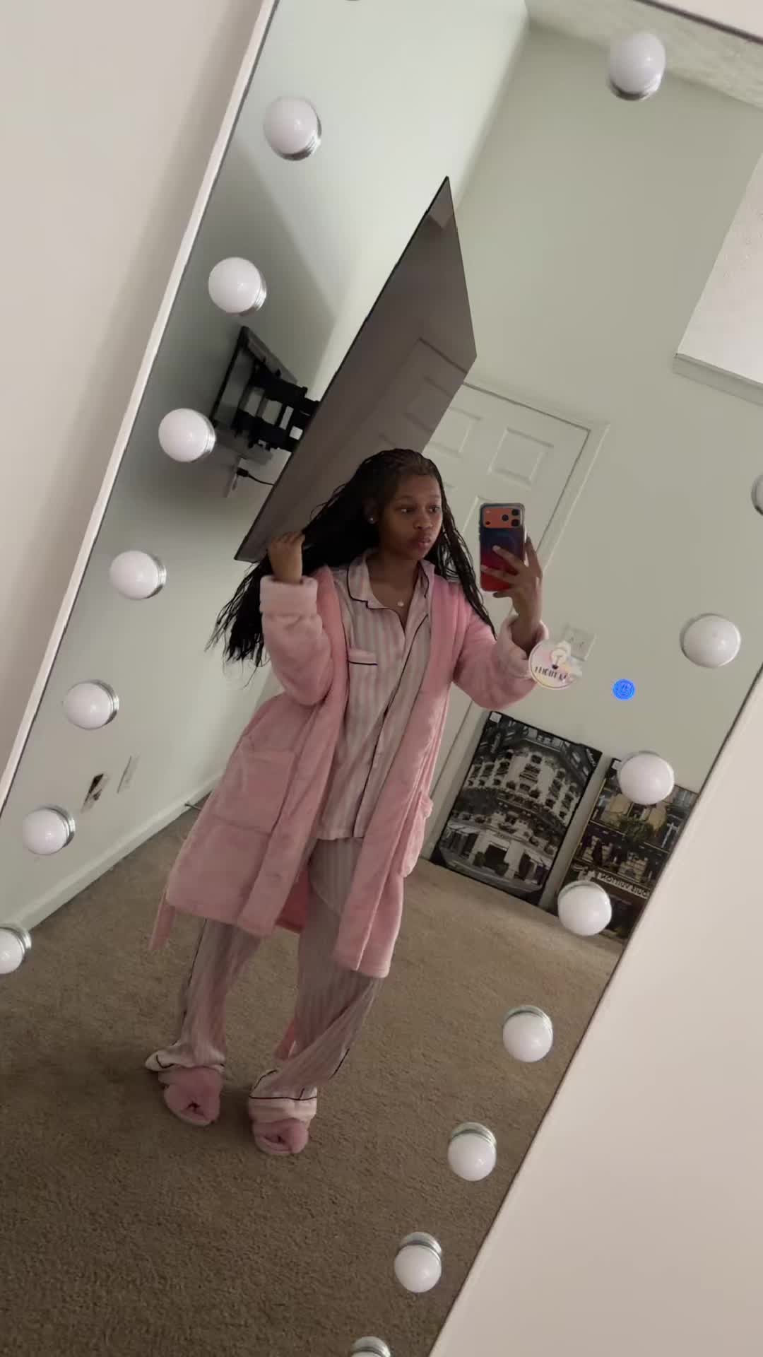 @Joeiraee