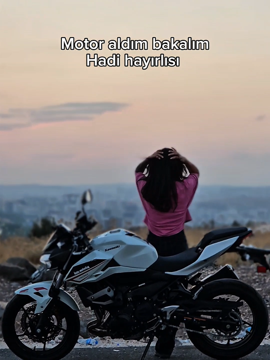 @eyoli