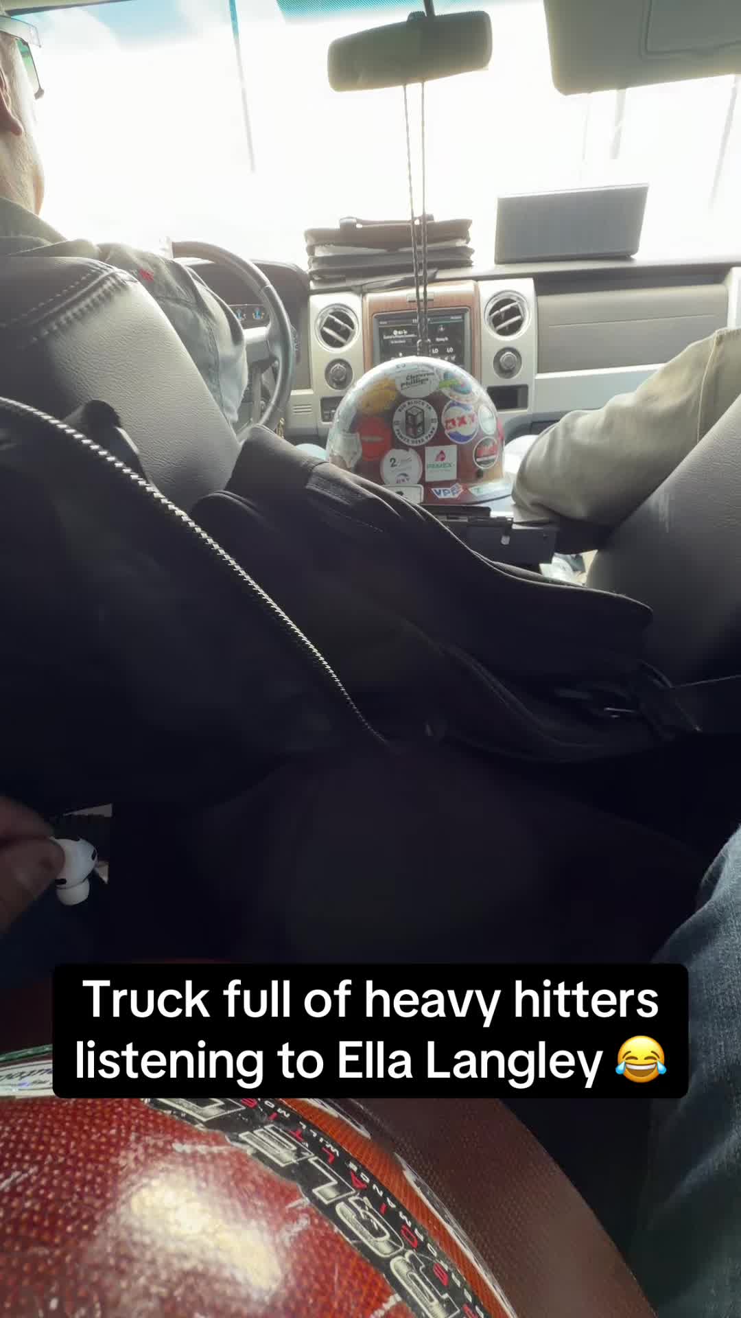 @Tweety_713