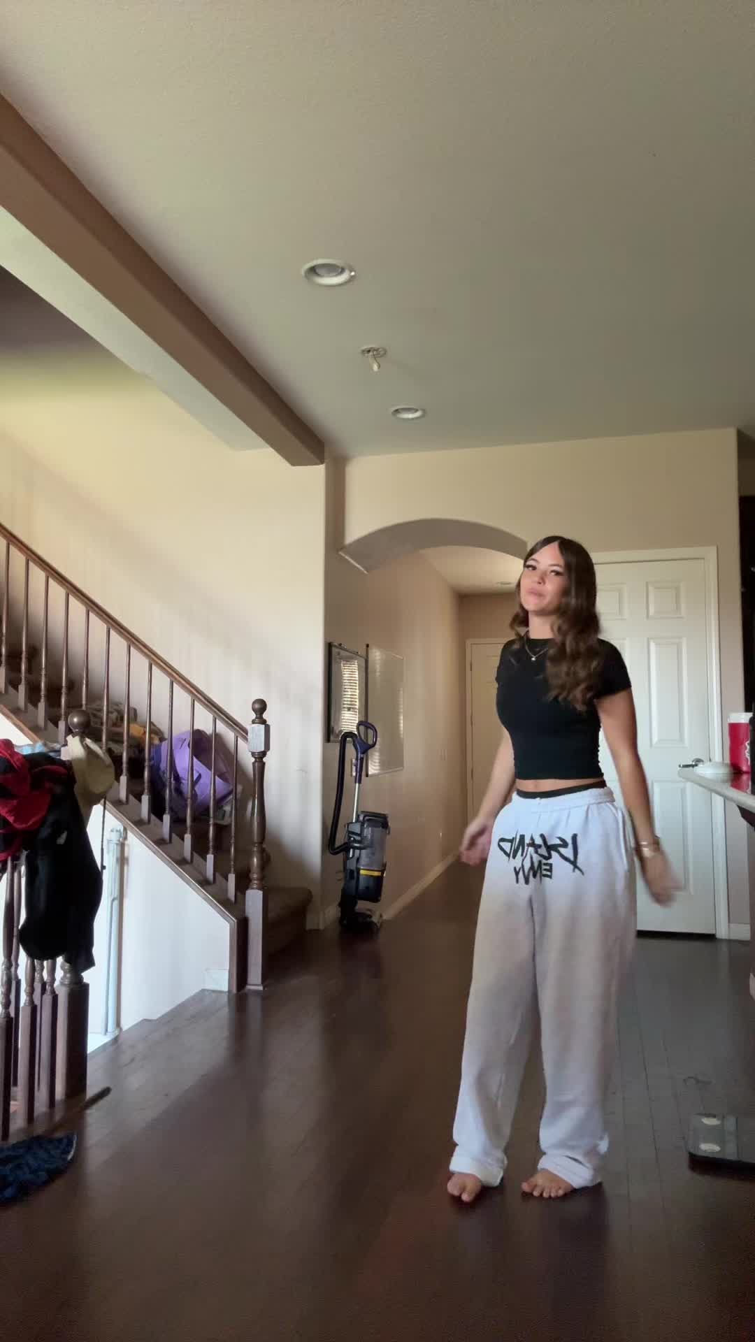 @♛