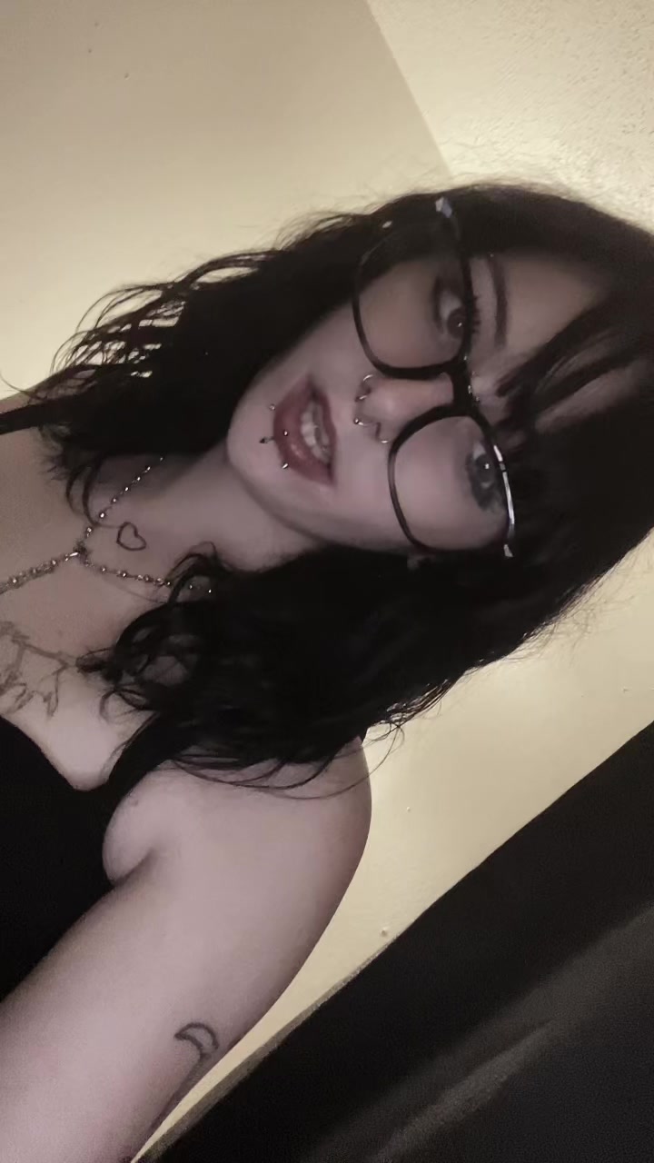@mckaylee ≽^•༚• ྀི≼