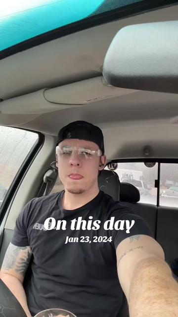 @ross_con_28