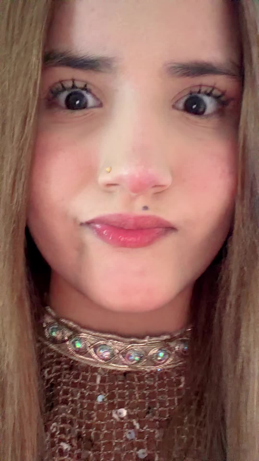 @Fernanda_246🥭