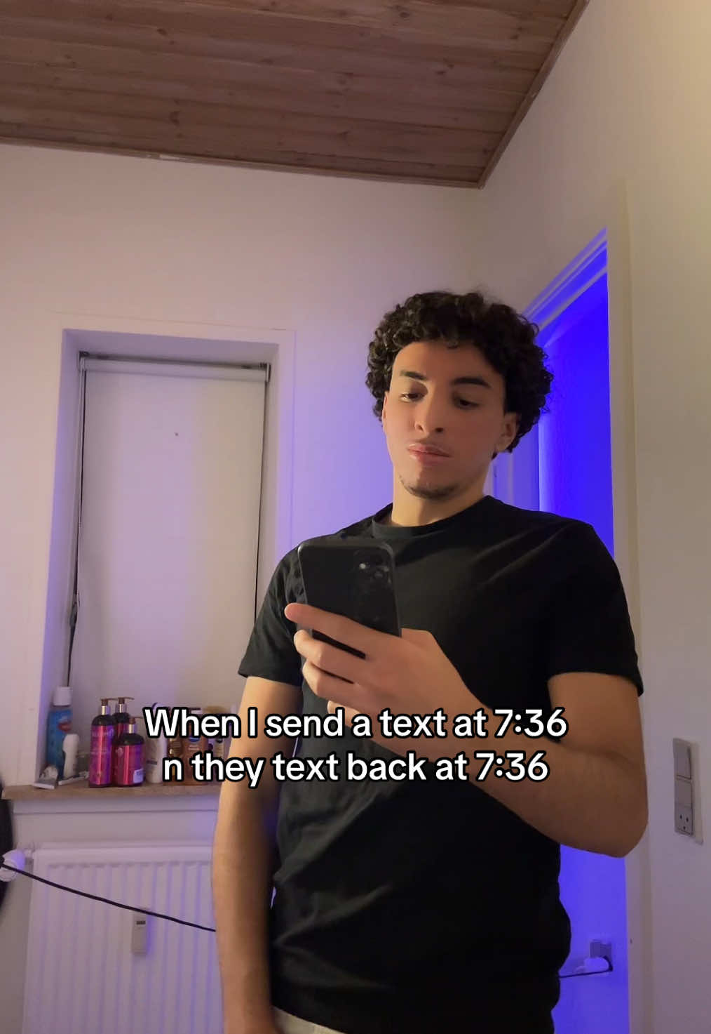 @￶