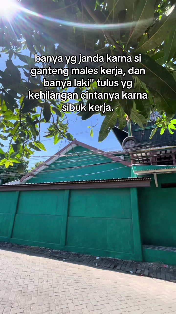 @briant.
