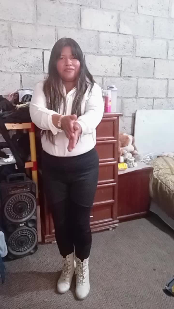 @⚓⚓Maria Morales💀👿🐾🐫💛🌽