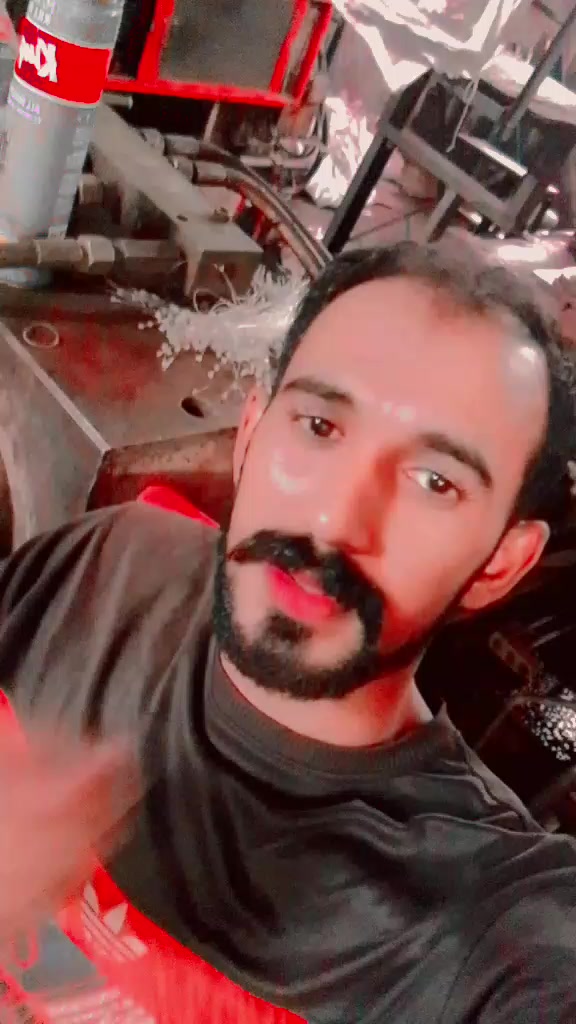 @Zaini ladla🪑🪑