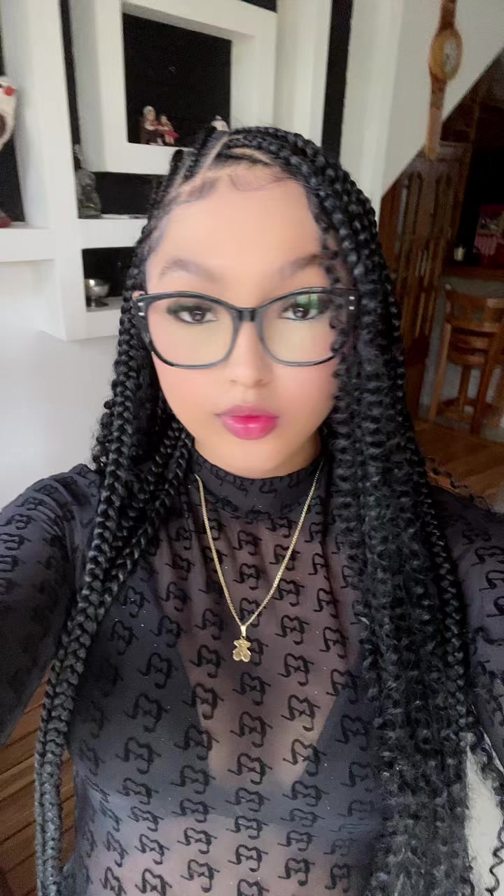 @𝒱𝒶𝓁ℯ🎀.