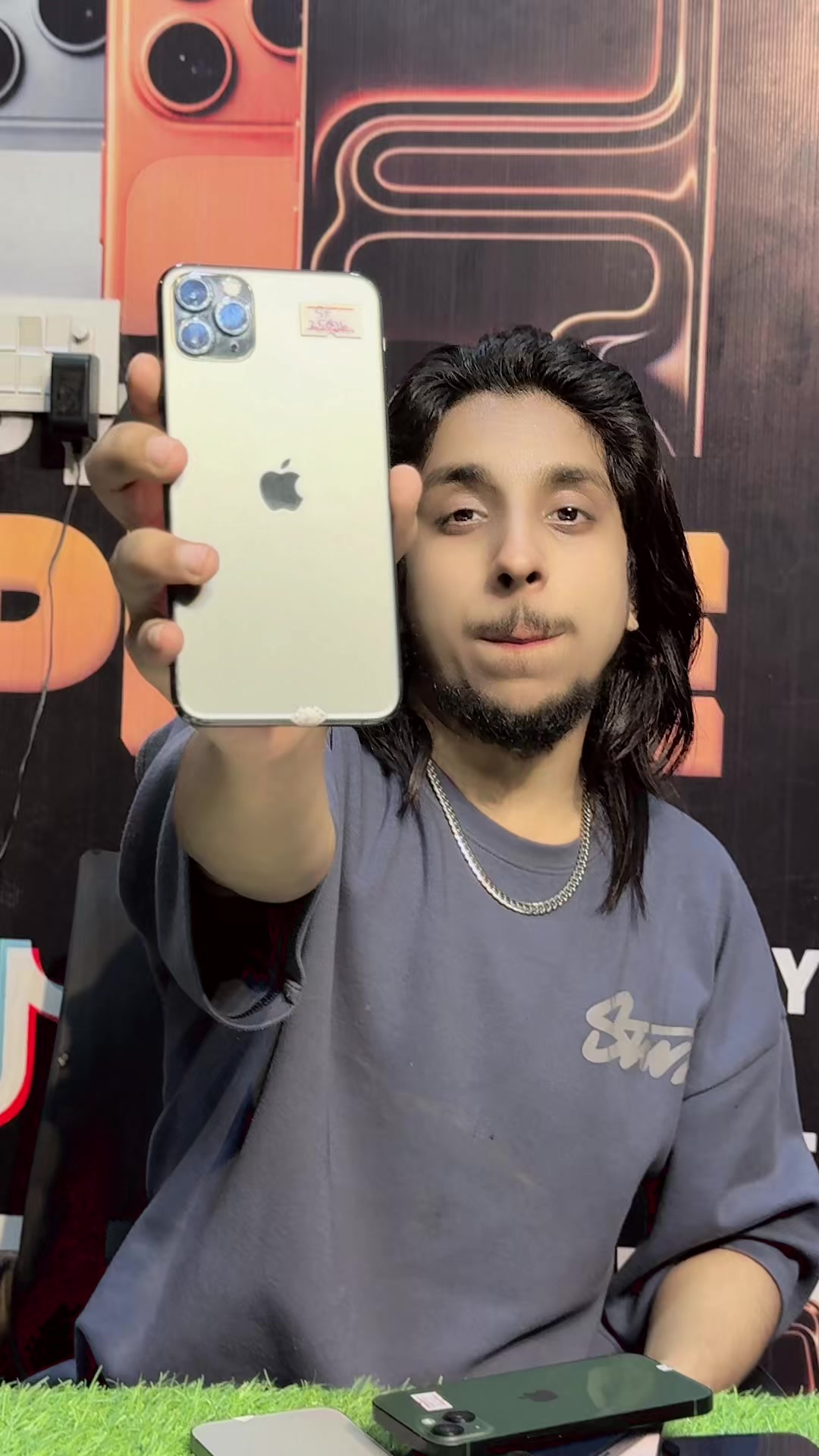 @Pyary_ AppLe 🍎 official