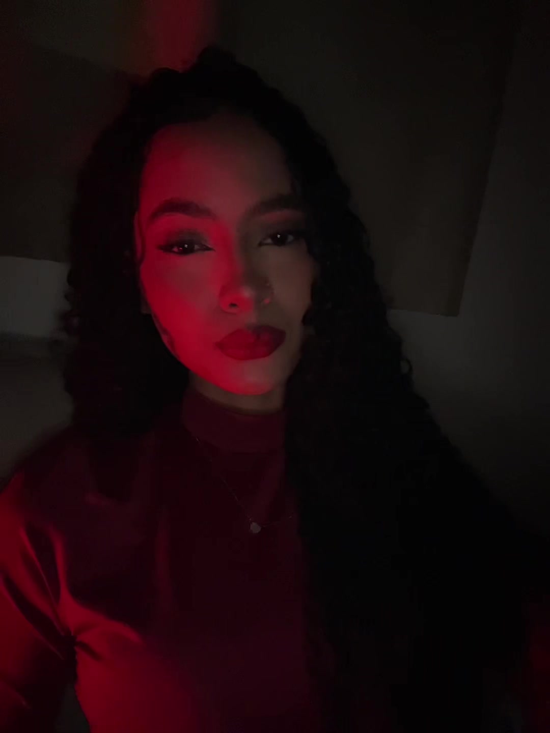 @lavinyaa.