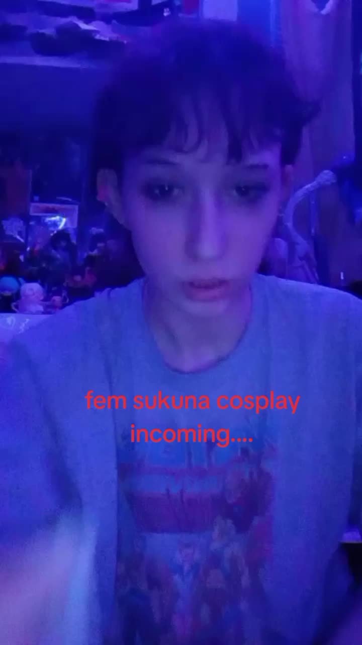@⦻live ⁉️