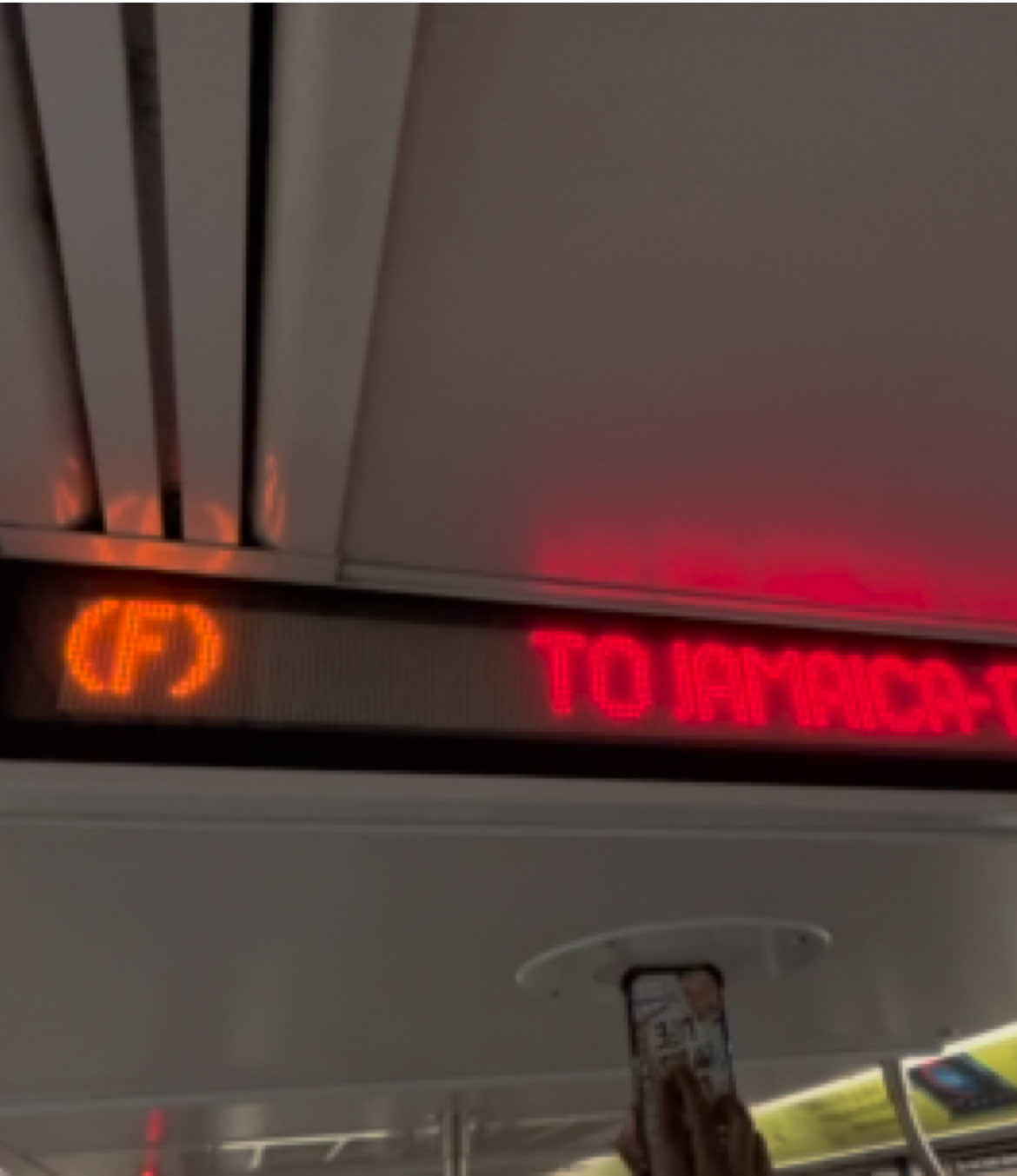 @R32 (J) train official