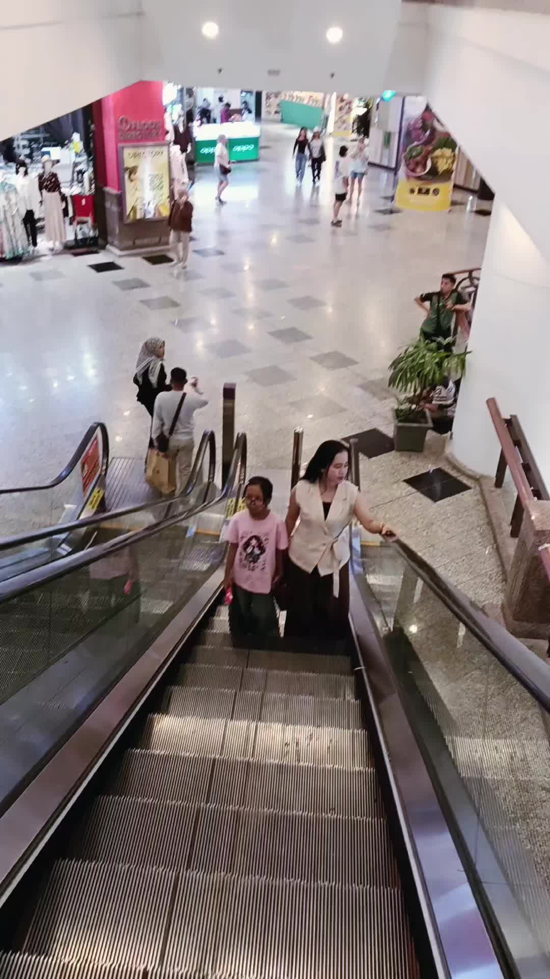 @Mom's AD