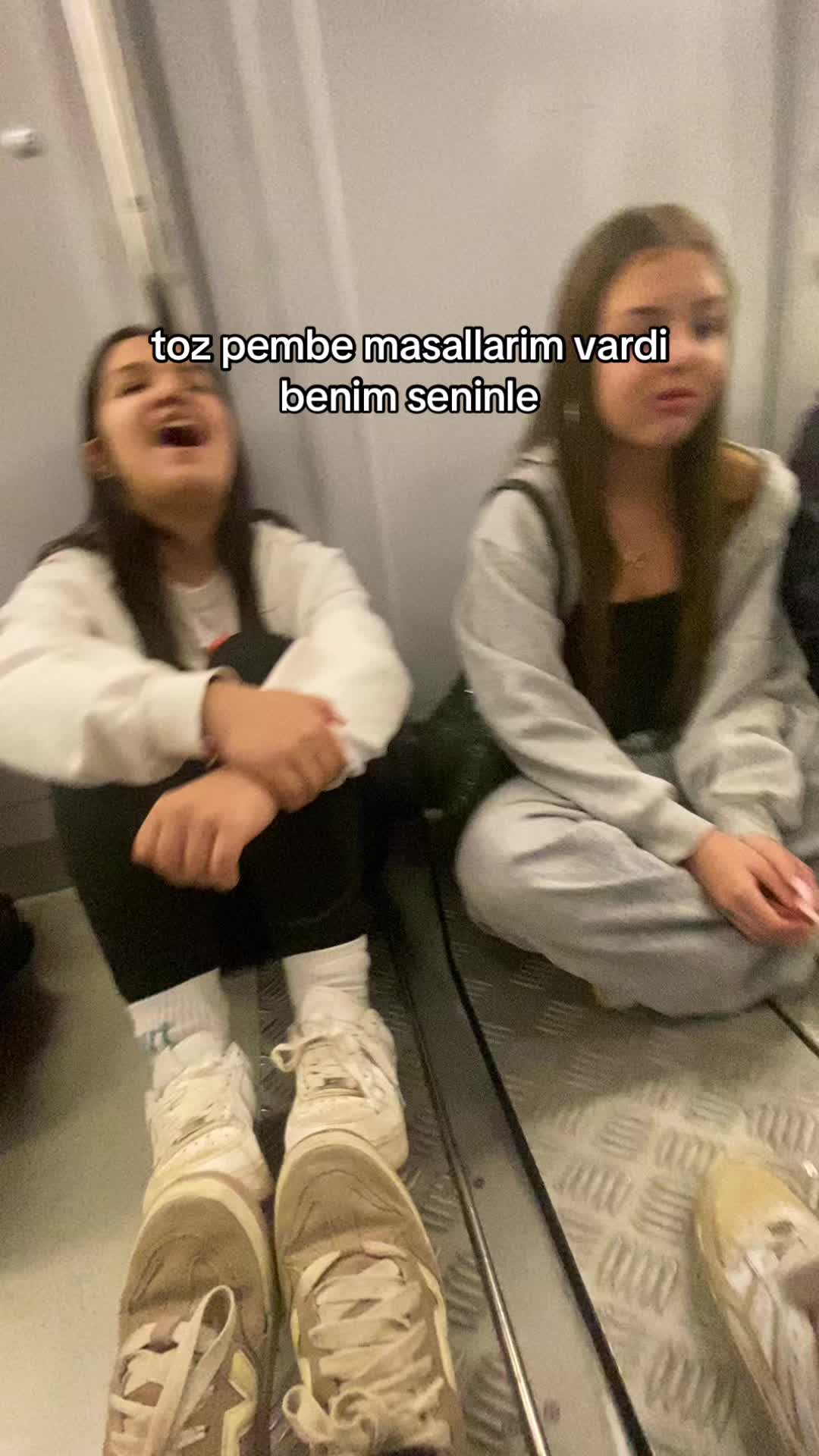 @sarikafa