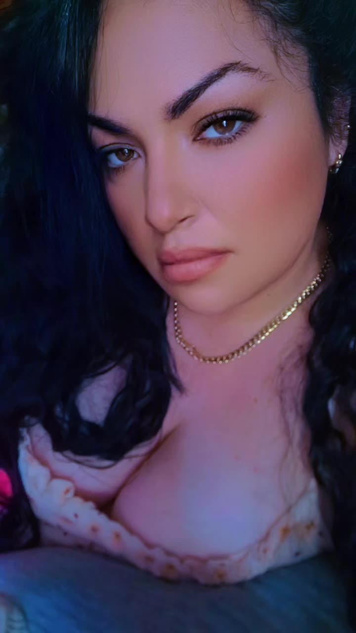 @ᴸᴬ 💄ᶜᴴᴵᴺᴳᴼᴺᴬ ✌️ᴰᴱ 💋ᴹᴵᶜᴴᴼᴬᶜᴬᴺ