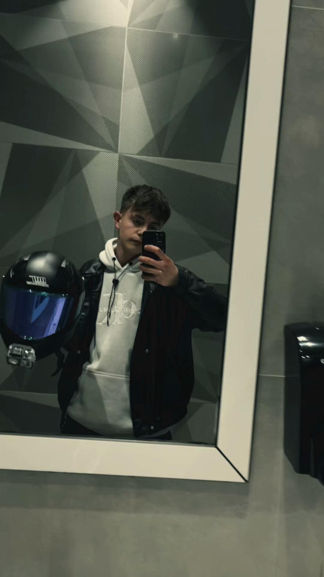 @Motowefe