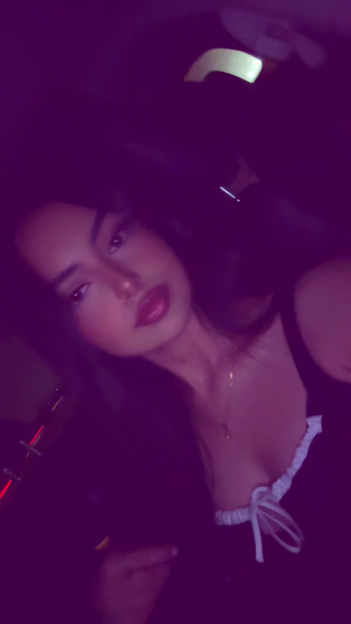 @𝒫