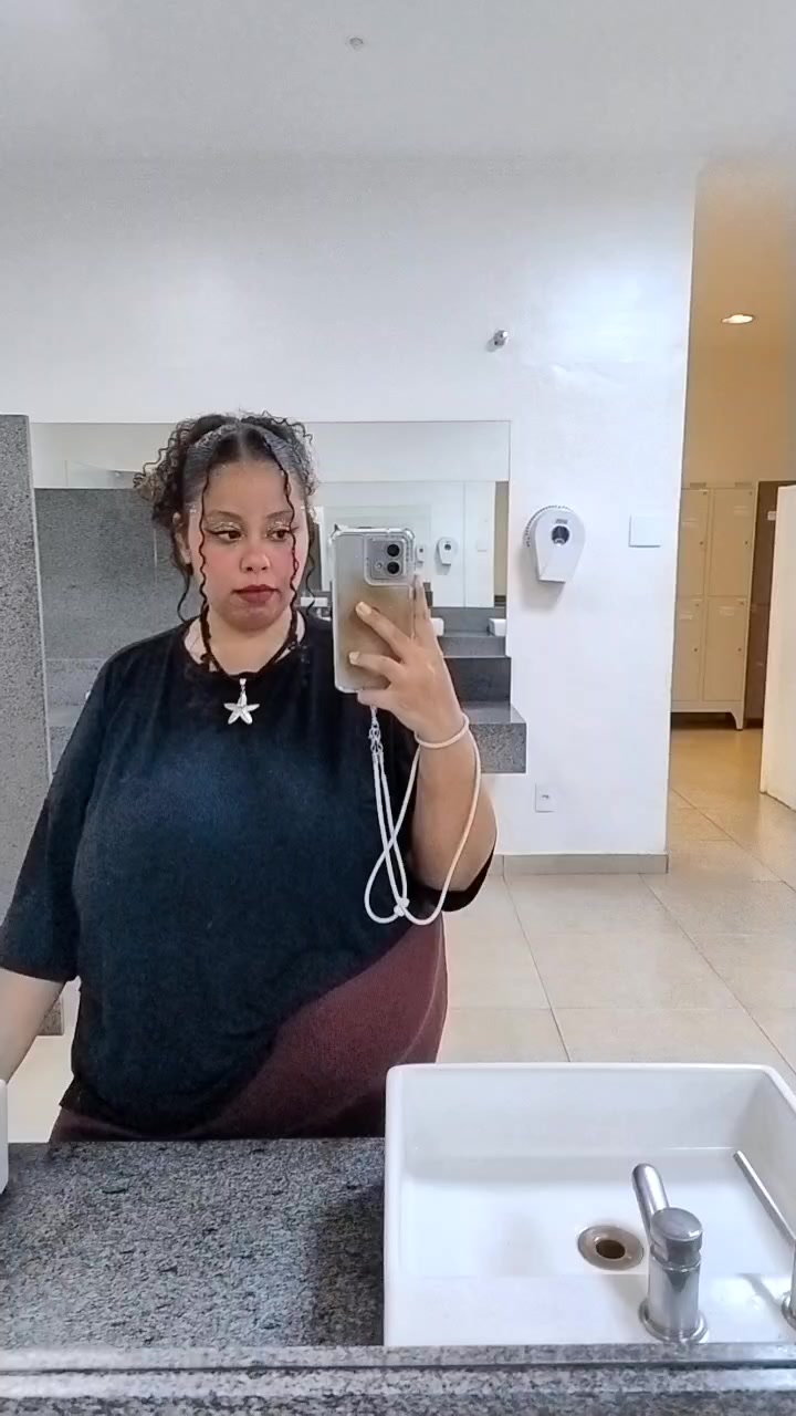 @Cami ✨