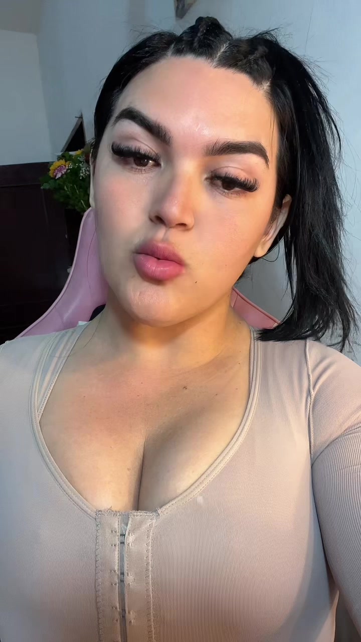 @Dahia💋🦄