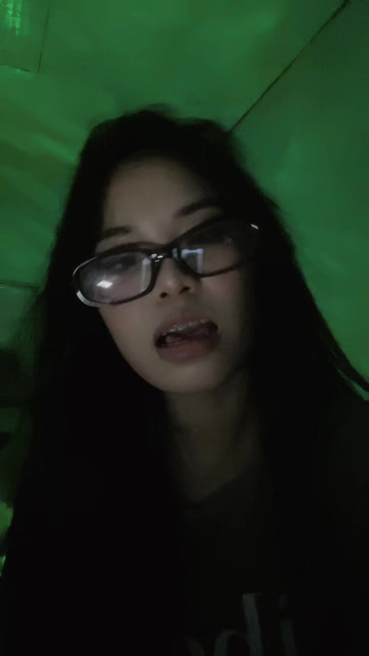 @Viensly