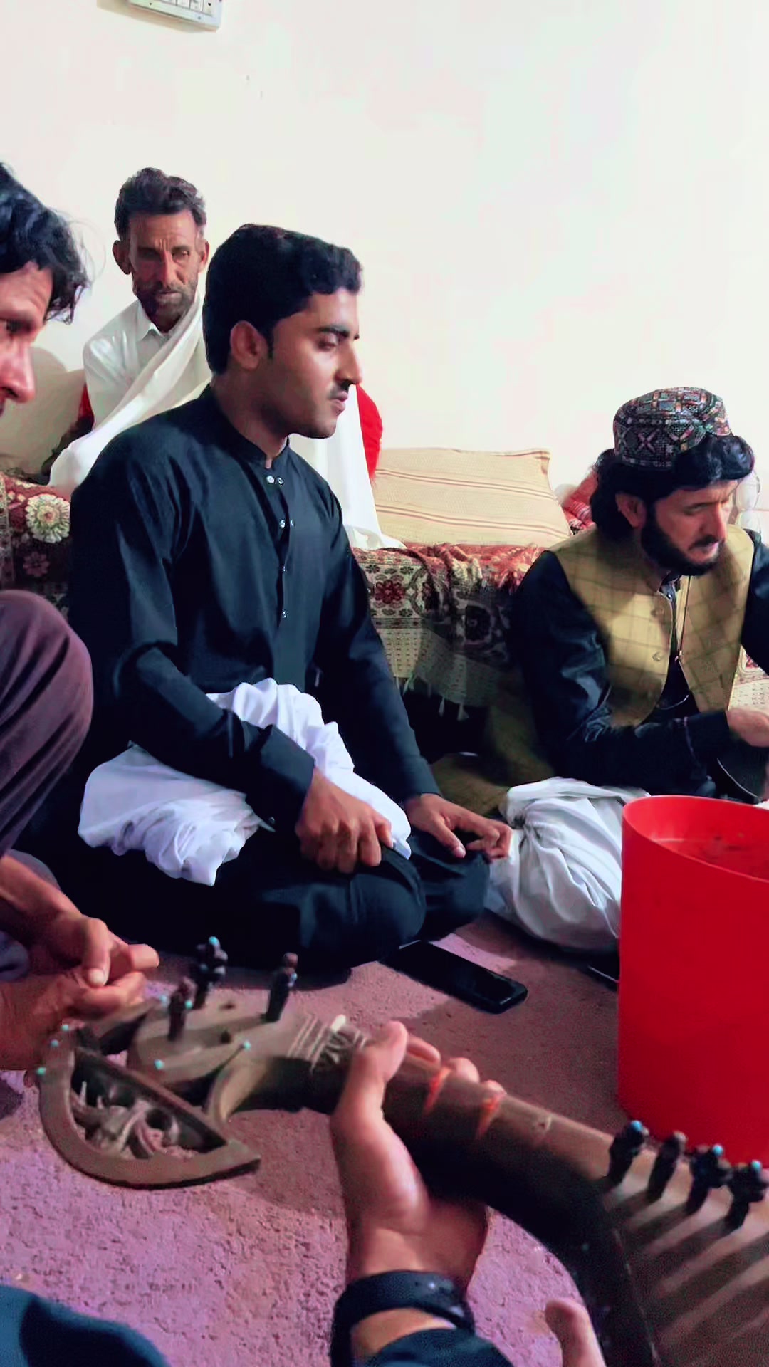 @زروبئ ننگیالے