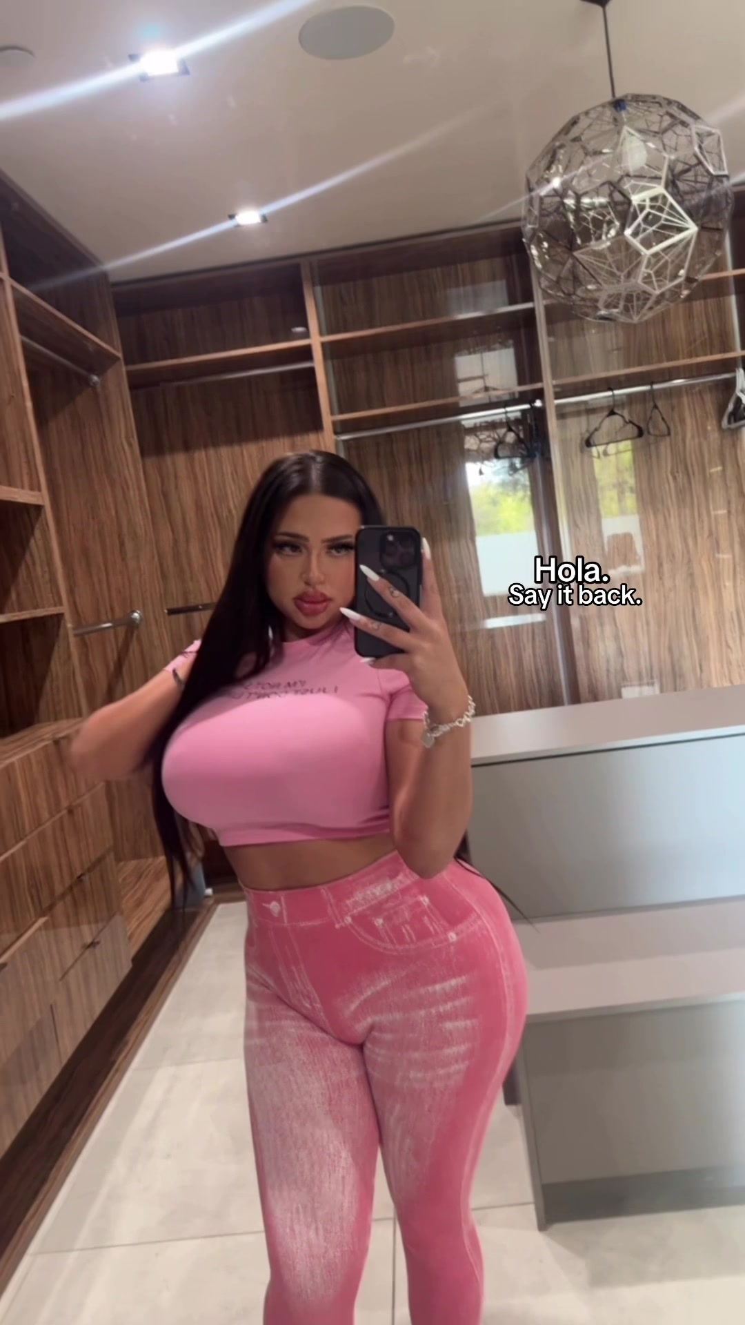@zoeyfoxxofficial