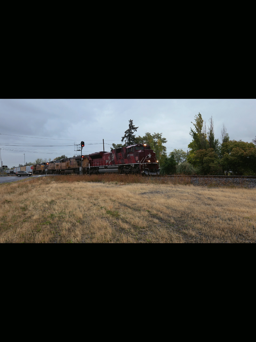@railfan_parker