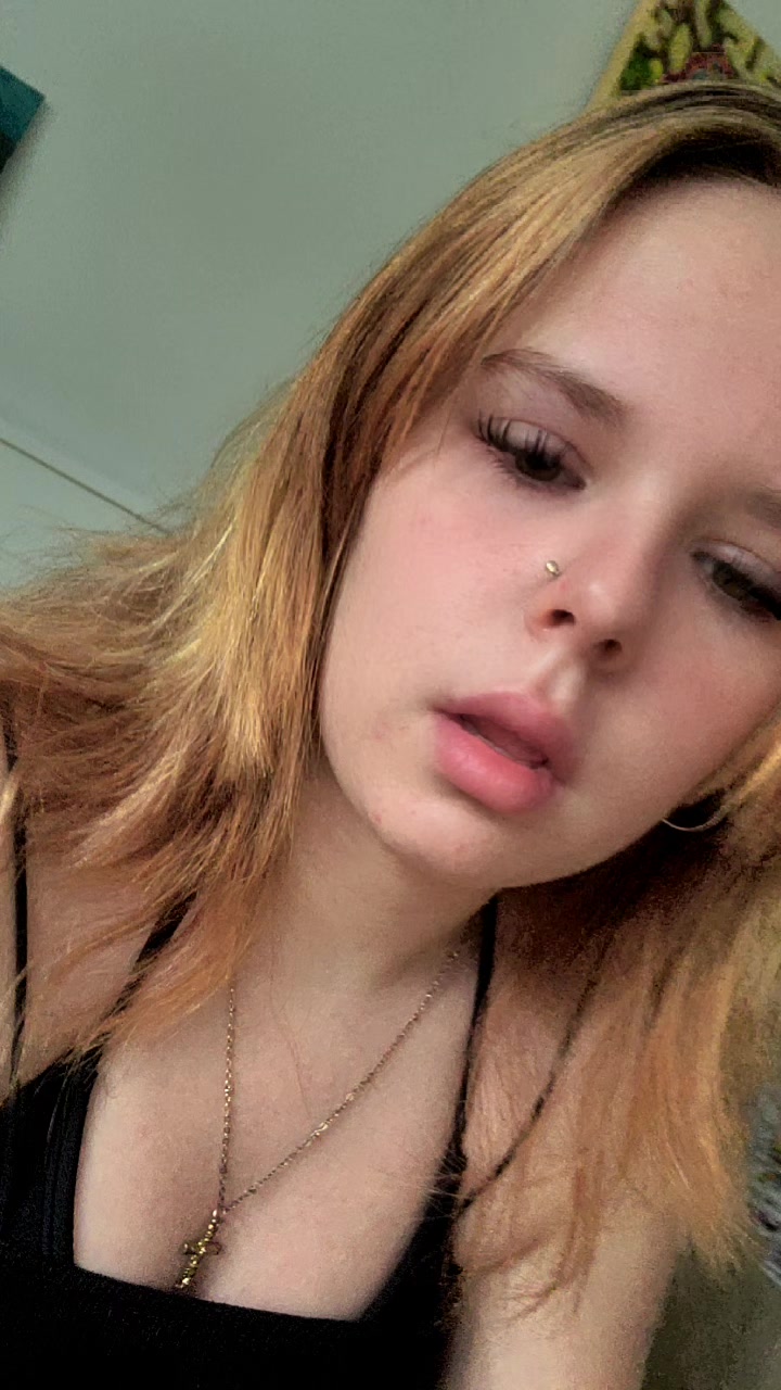 @Aiyana🍃🍃🚬🚬