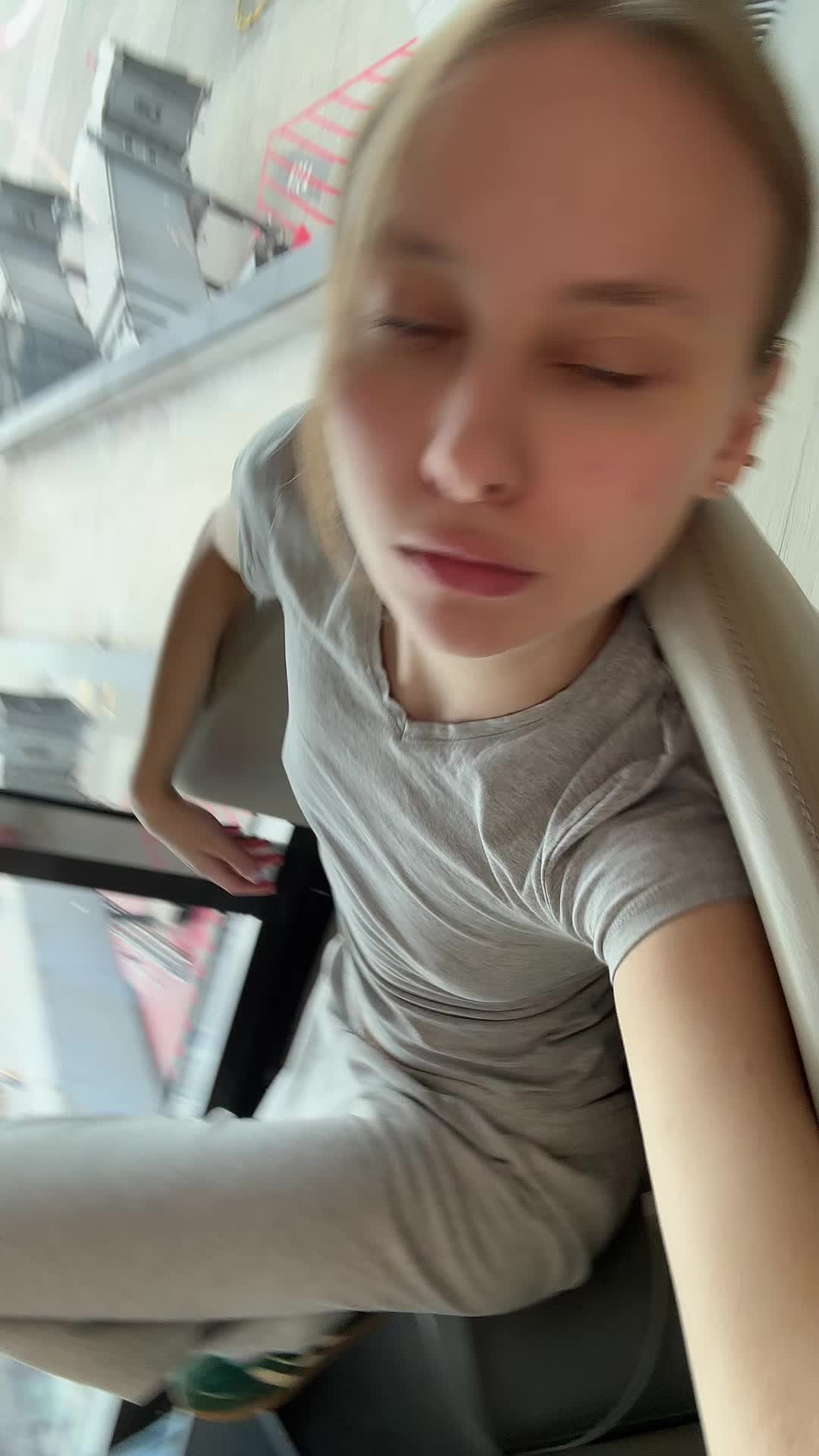 @kizzon