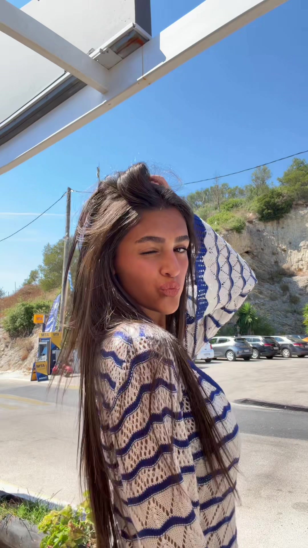 @MikaHazan