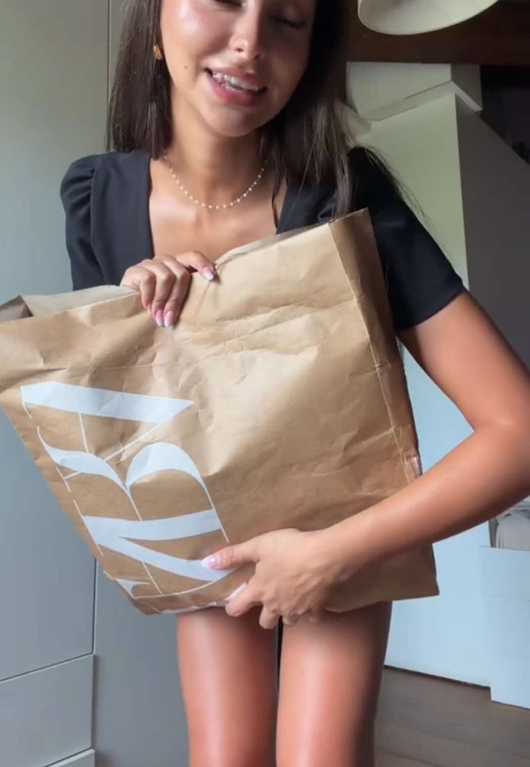@elenatonini