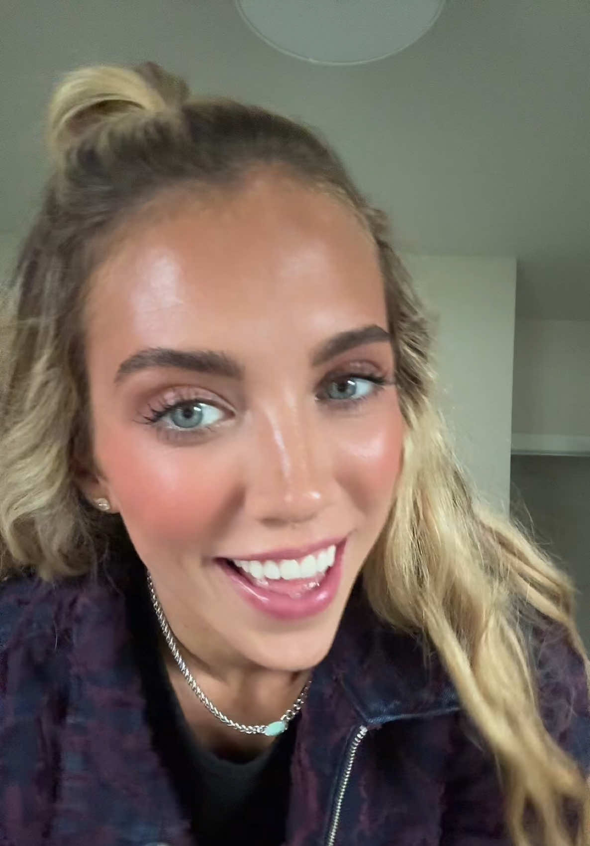@lexiehull