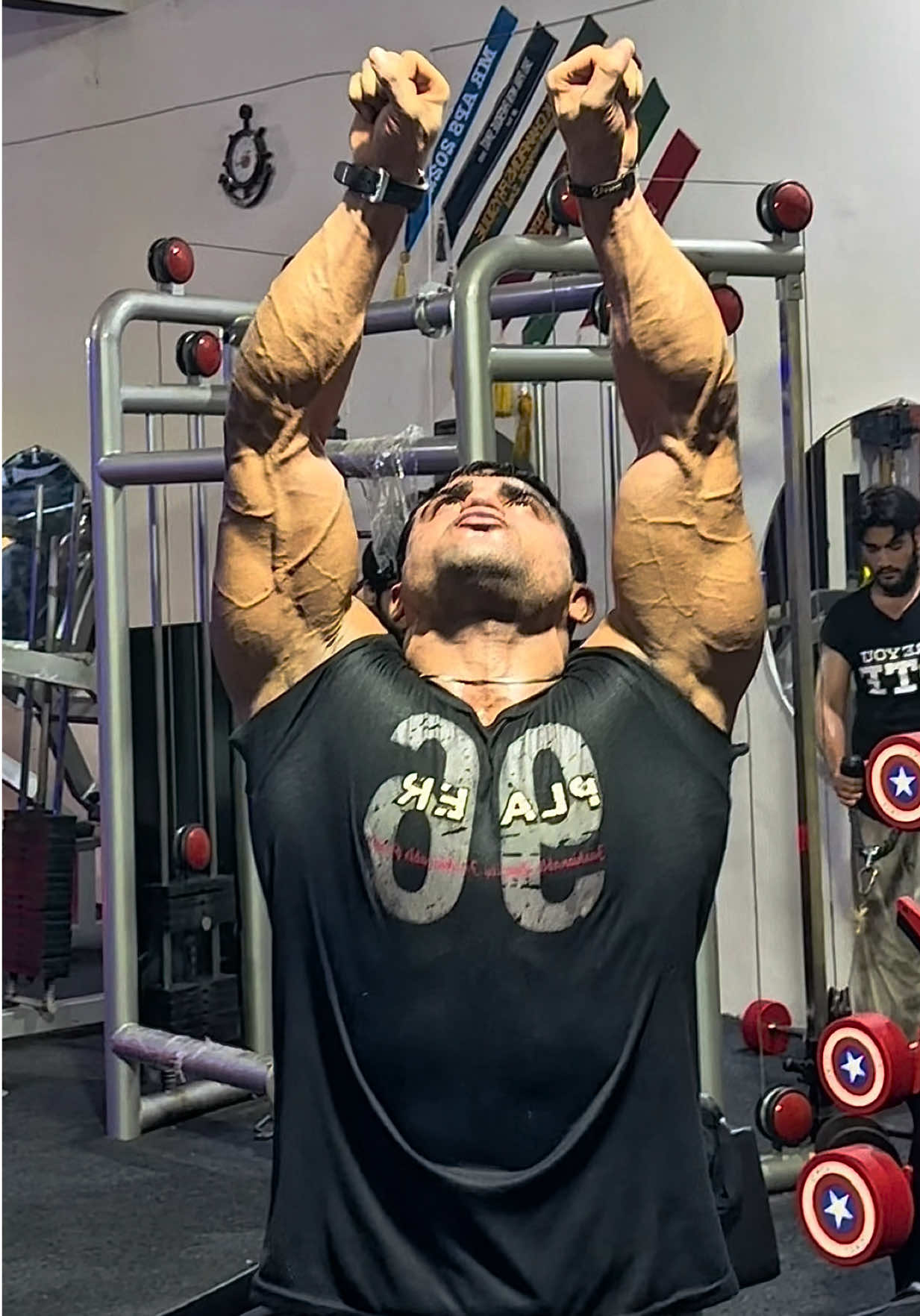 @💪Faizan Khan mr Asia👑🦅