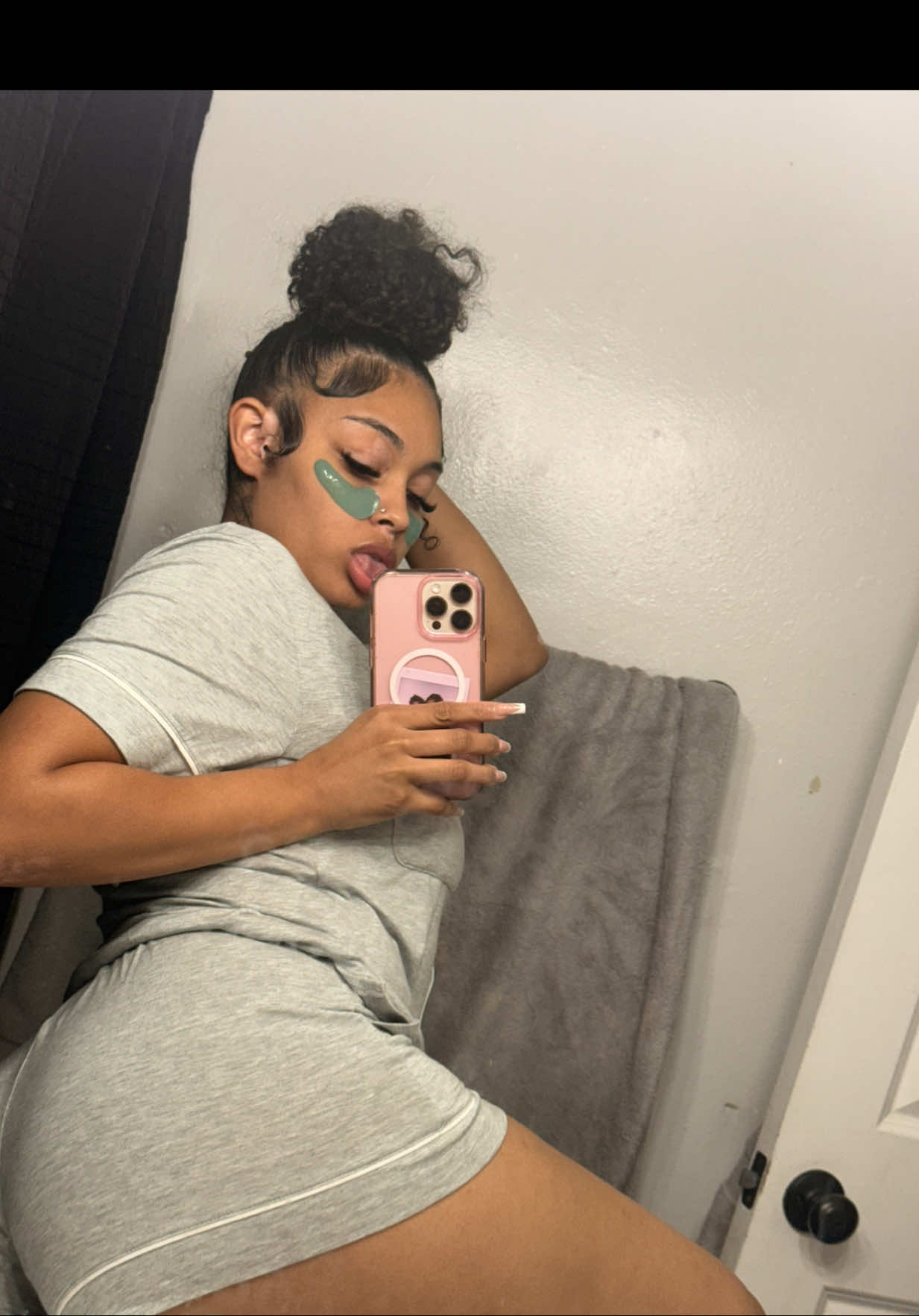 @a.ashleynn