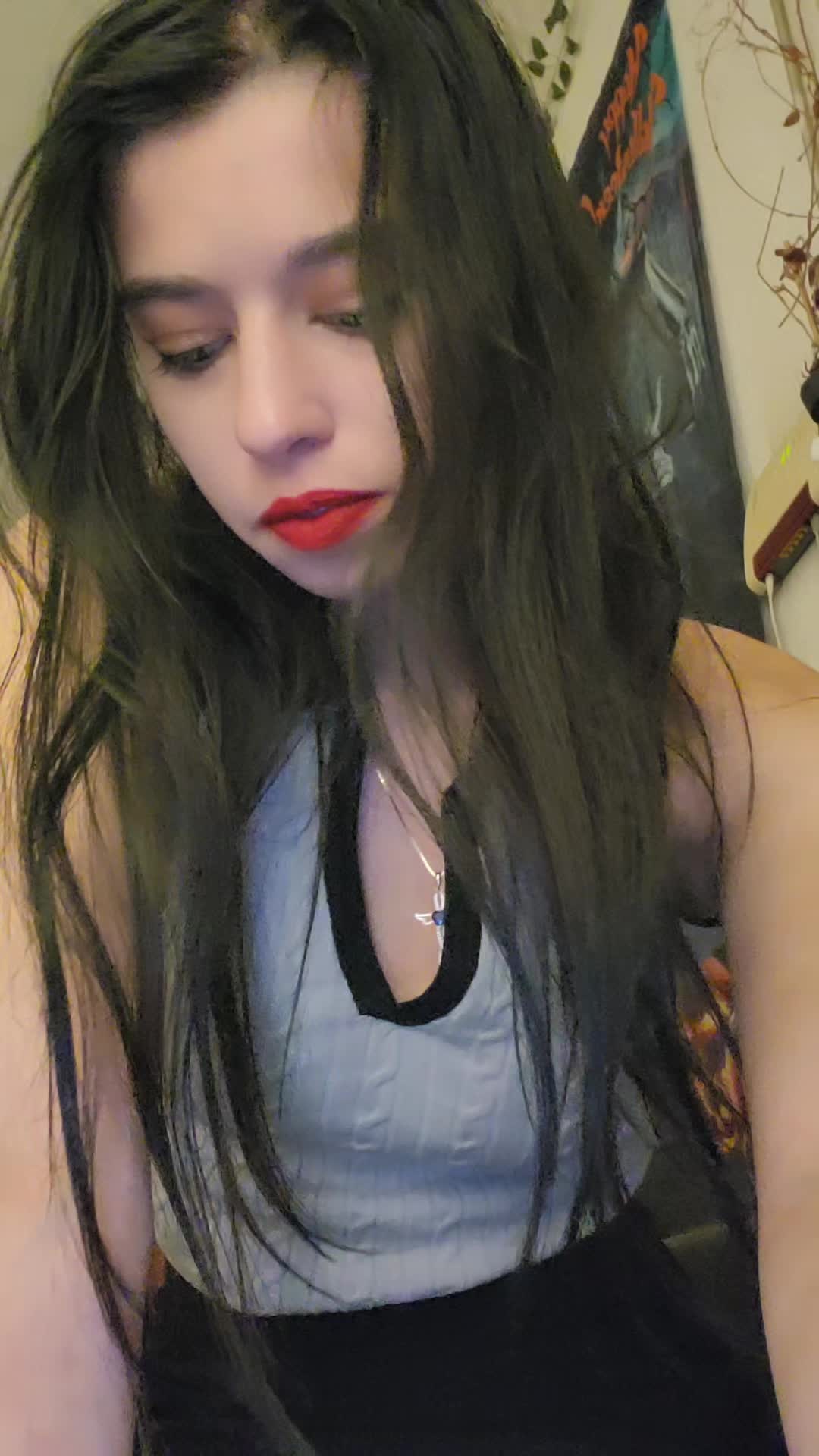 @Lorena<3