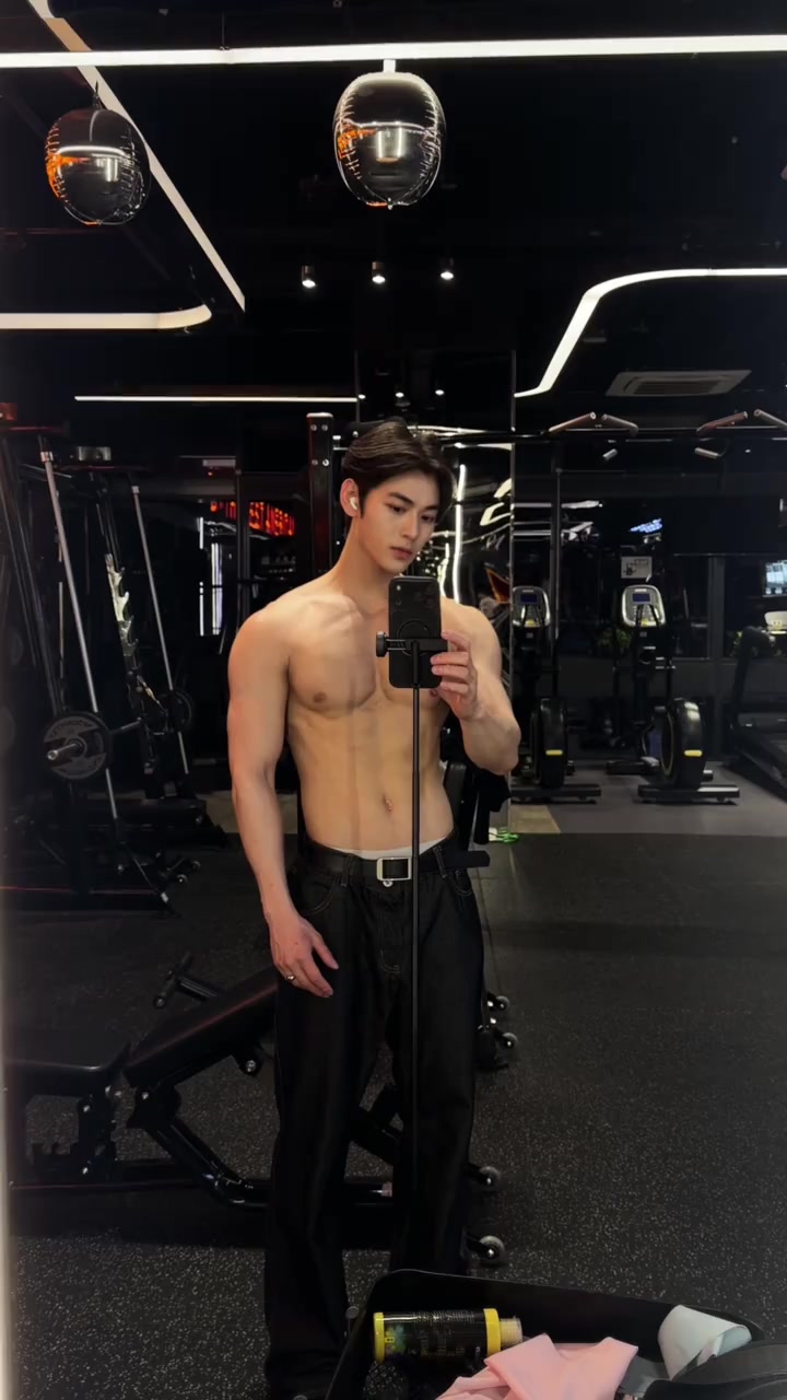 @极品男人